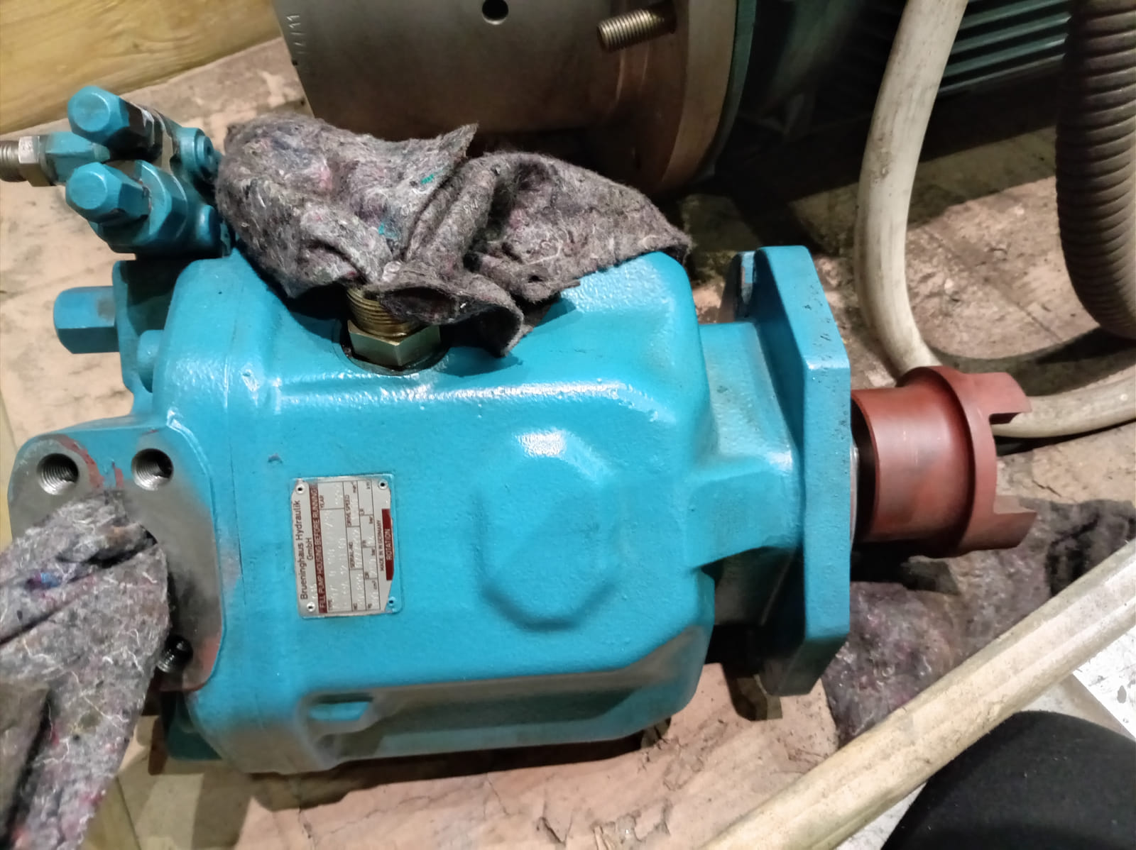 Brueninghaus Hydraulik A10VSO 100 DFR/30 hydraulipumppu – 100 cm³ / 250 bar