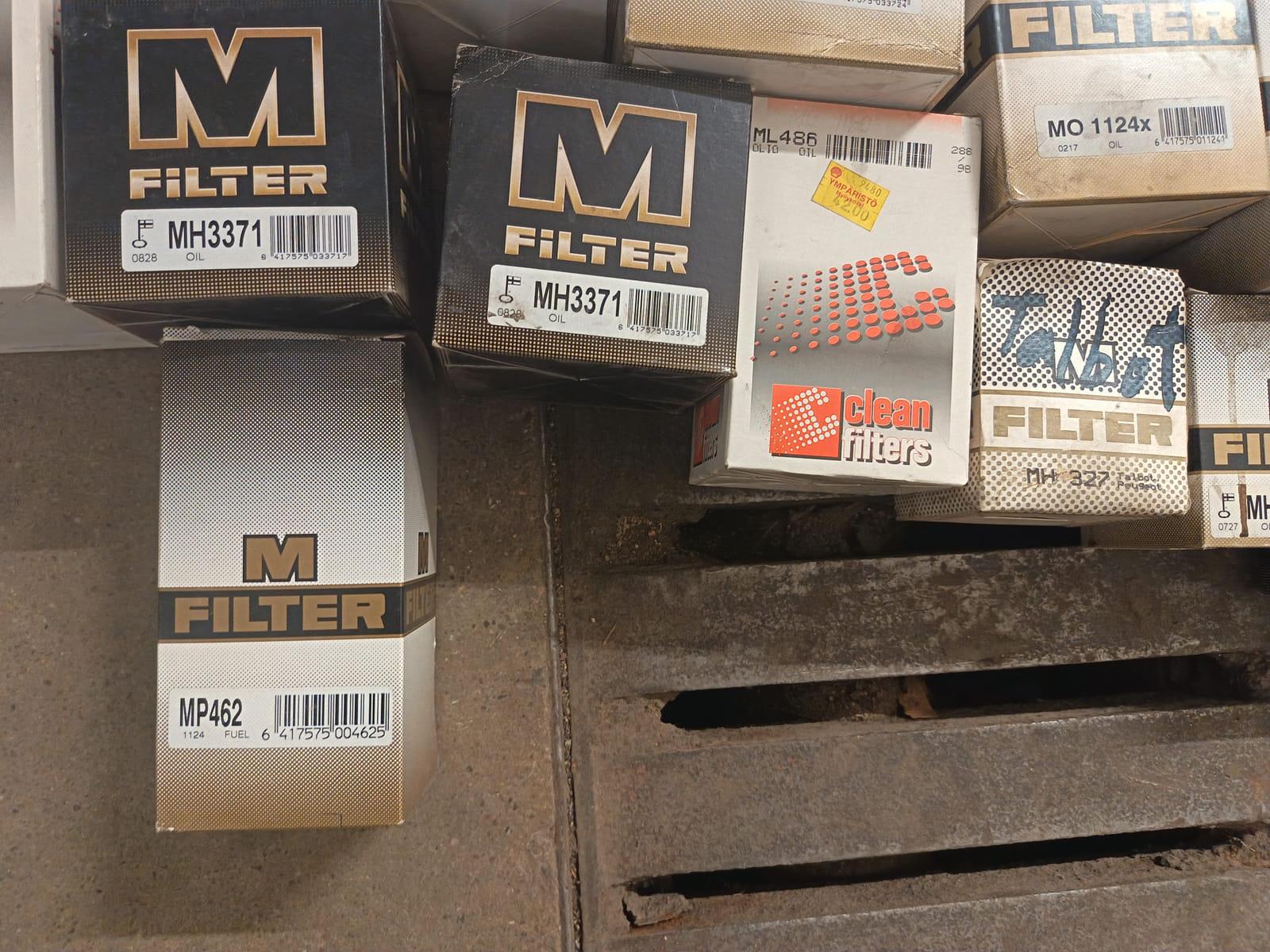 Erä moottoreiden suodattimia