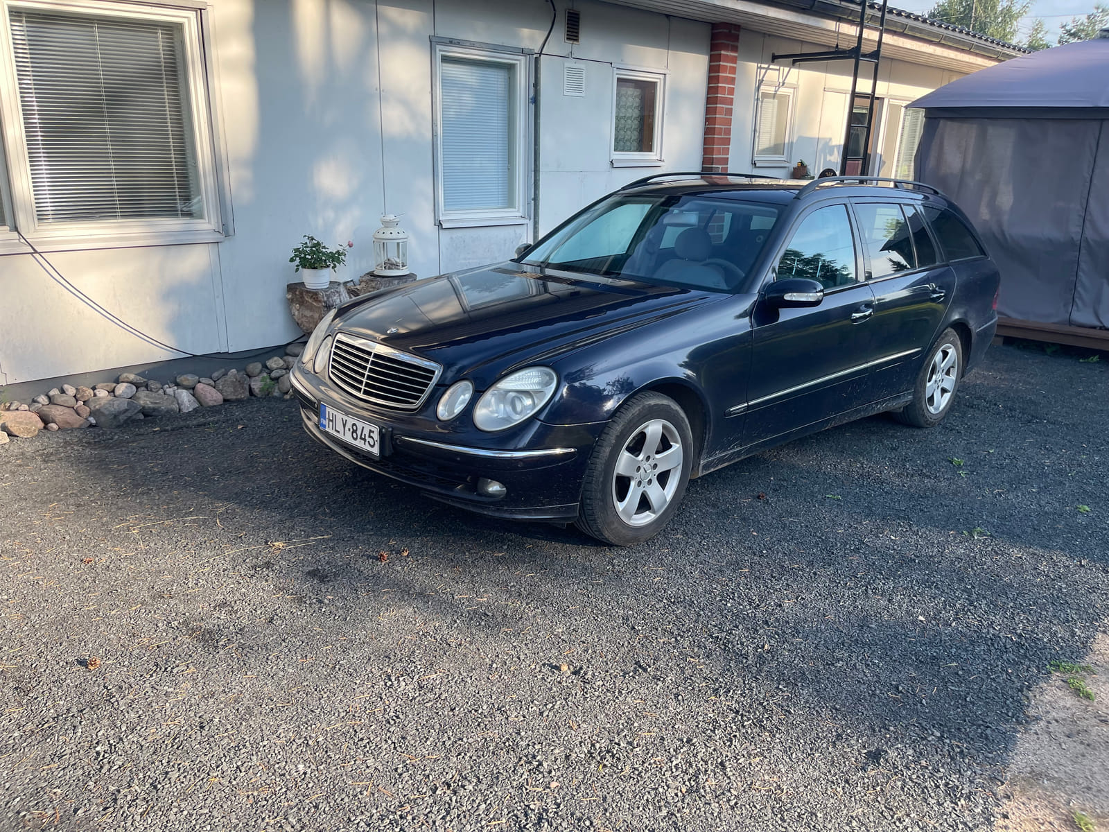 Mercedes-Benz S211 E220 CDI